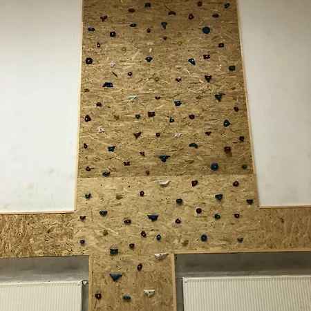 Vino アパート エゲル